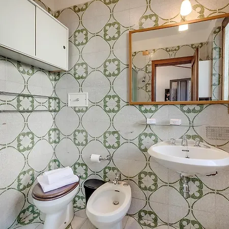 Eva - Happy Villa Leggiuno