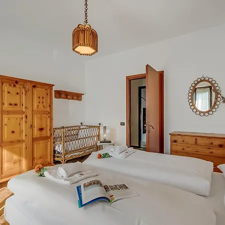 Eva - Happy Villa Leggiuno