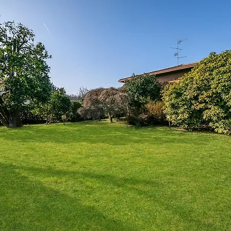 Eva - Happy Villa Leggiuno