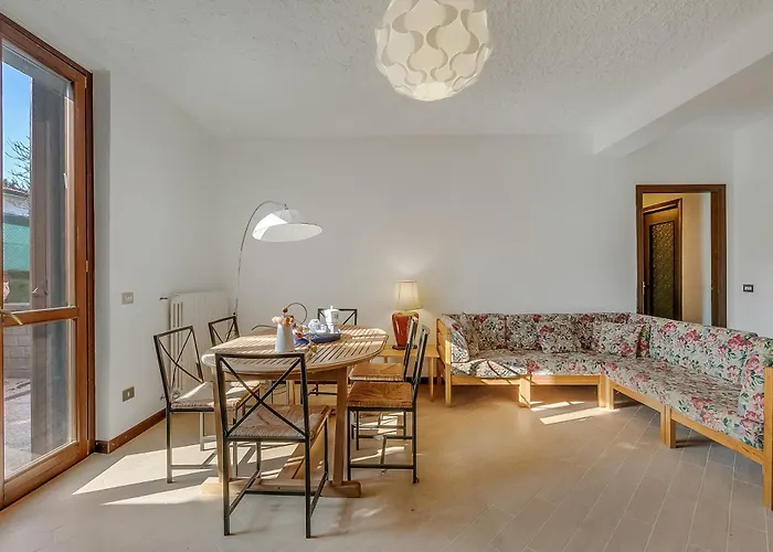 Eva - Happy Villa Leggiuno